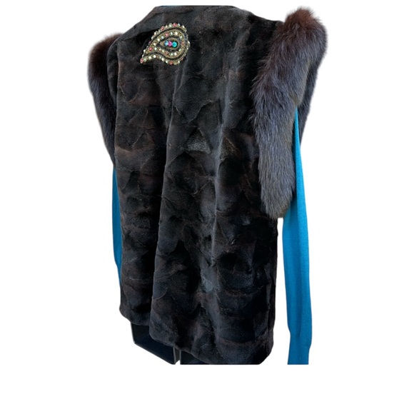 ANDRIENNE LANDAU vintage very dark brown fur vest, size s/m - Picture 6 of 11